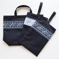 この刺繍の配色違いを使った製作例