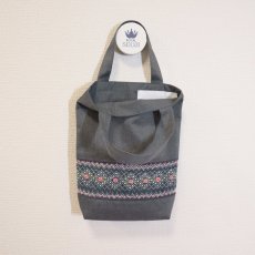 画像2: 展示見本84 スモッキング刺繍シューズバッグ（2本持ち手）グレー杢 (2)