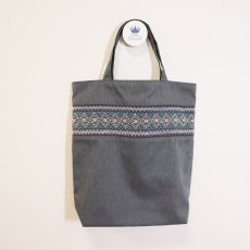 画像1: 展示見本56　スモッキング刺繍 縦長サブバッグ　　グレー杢 (1)