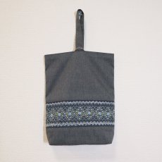 画像1: 展示見本86　スモッキング刺繍シューズバッグ（1本持ち手）　　グレー杢 (1)