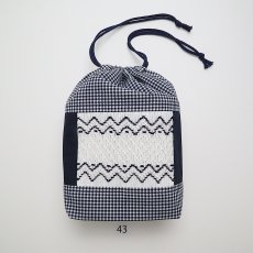 画像1: スモッキング刺繍のミニ巾着 Mサイズ-43 (1)